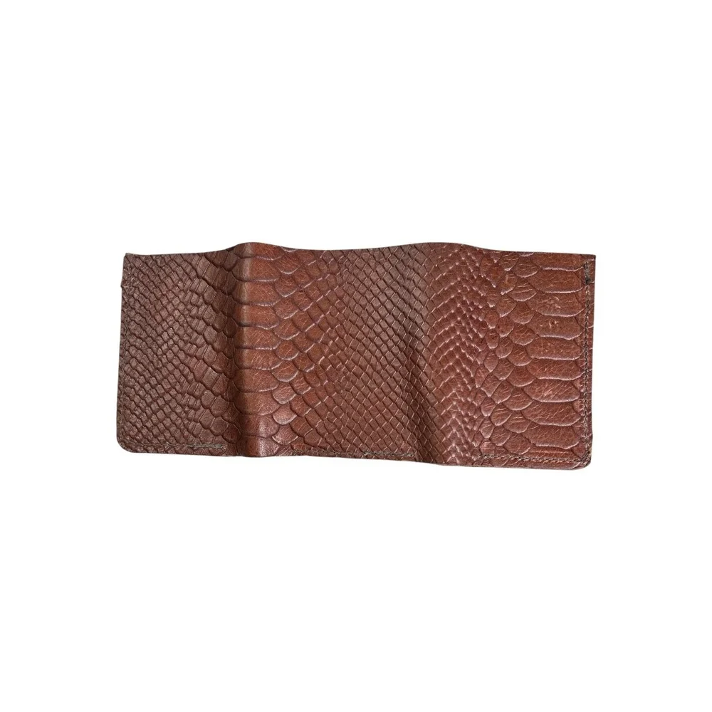 Handmade USA Western Bronco Leather Trifold Wallet Brown Salmon Skin